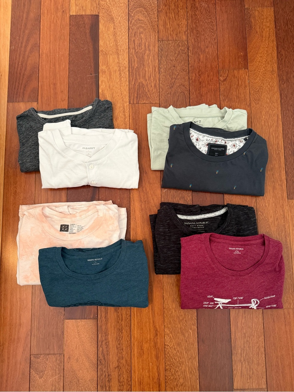 Men’s | 8x assorted cotton crew neck & henley tee shirts size large